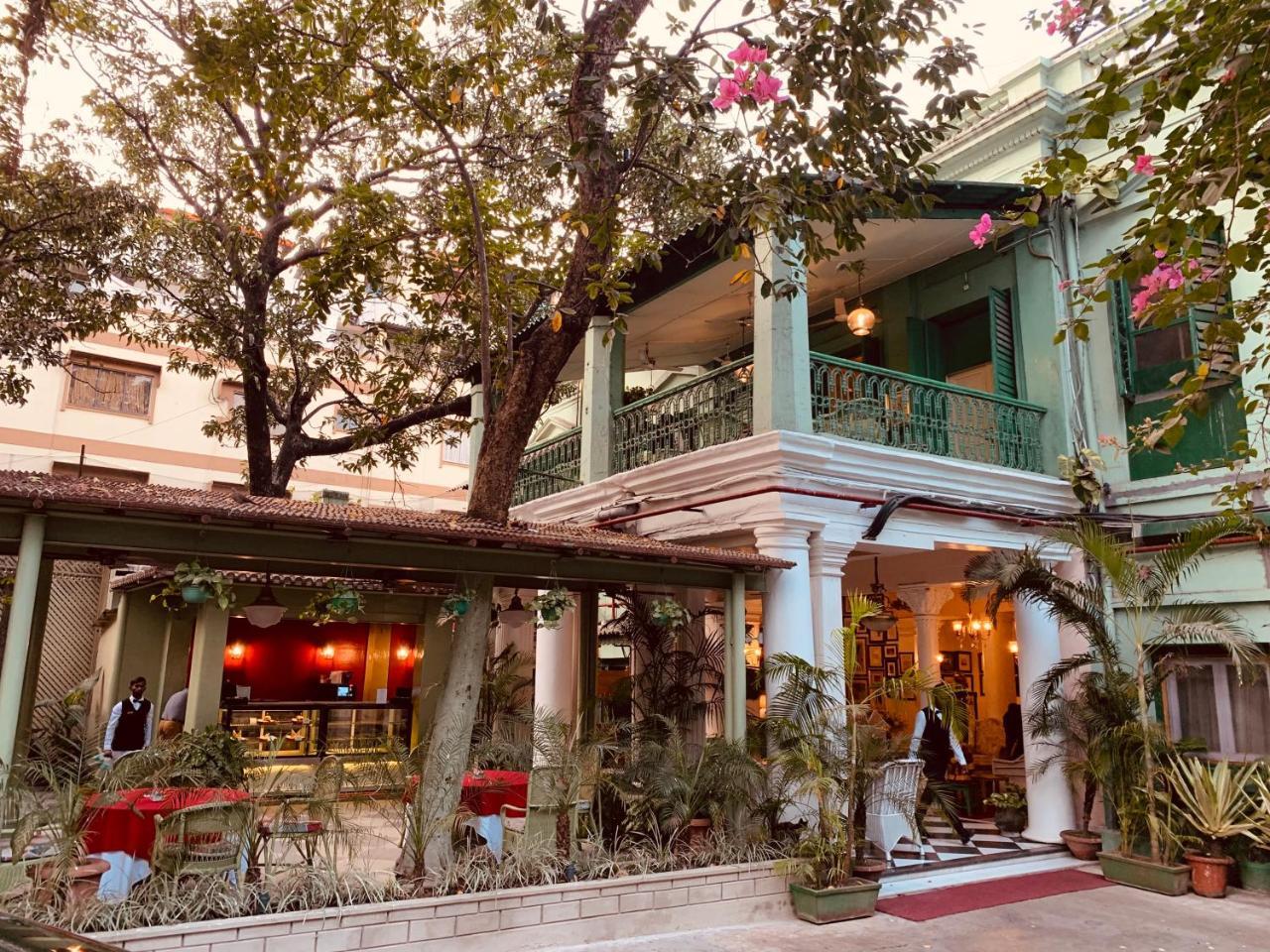 The Elgin Fairlawn, Kolkata Hotel Exterior foto